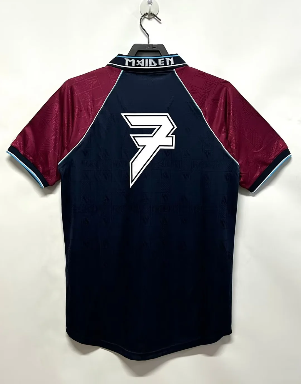 West Ham 1999 – Iron Maiden Blu