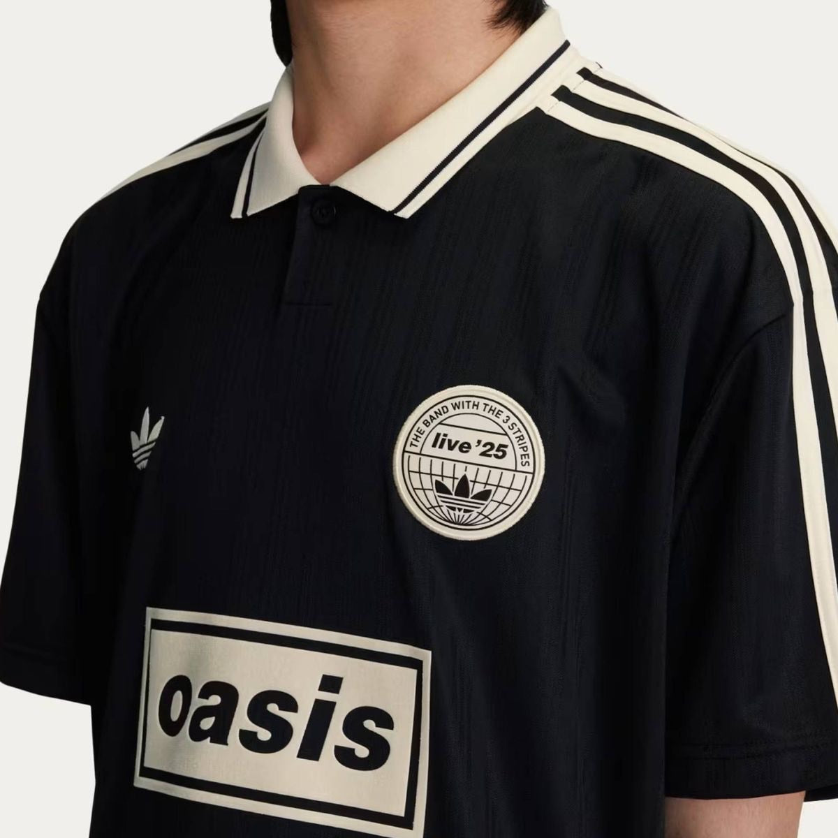 Adidas x Oásis