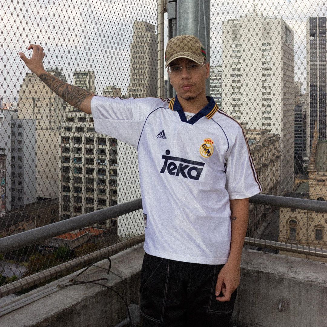 Camiseta retro del Real Madrid 1999-2000
