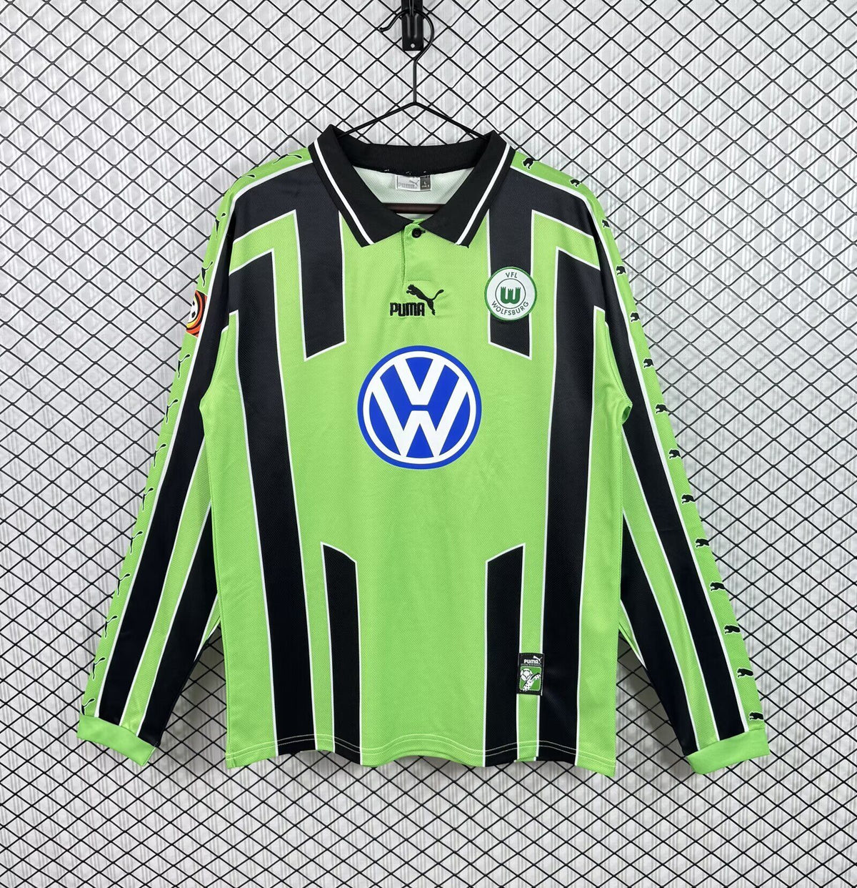WOLFSBURG 99-00